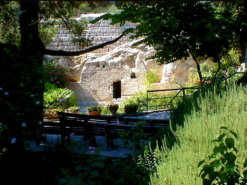 Garden Tomb2